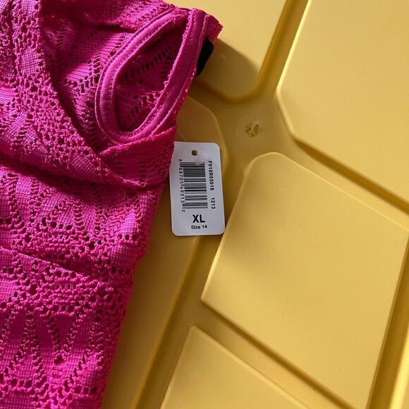 Kidpik Pink Lace Dress with attached lining - Picture 7 of 10